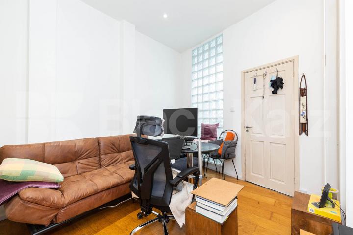 Ground Floor 1 bedroom property with patio located in the heart of Muswell Hill Pages Lane, Muswell Hill